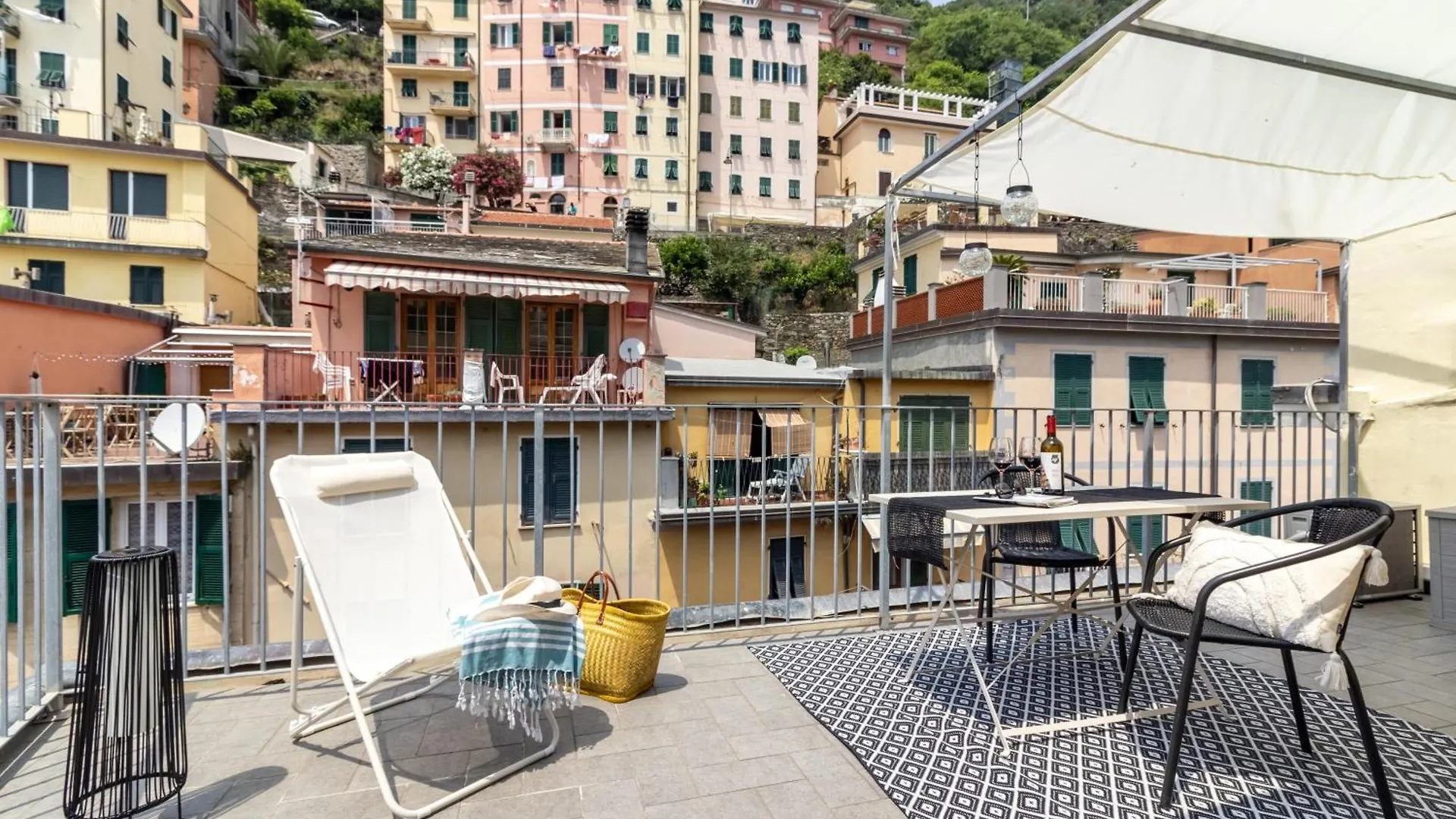 Wanderjohn Penthouse 5Terreparco Apartment Riomaggiore